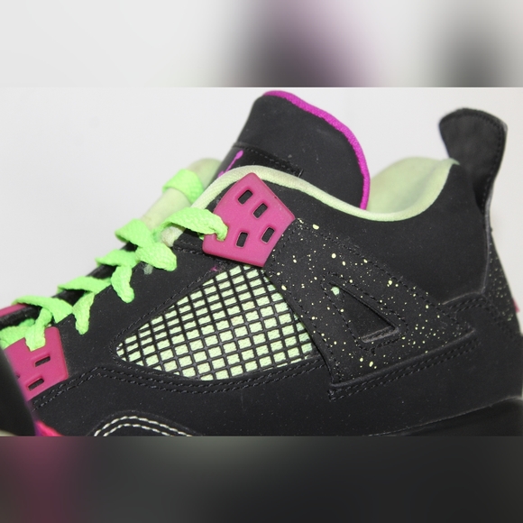 Nike Air Jordan 4 Retro GS "Fuchsia," cir. 2015, 8.5Y (10.5 women's) - Picture 11 of 16